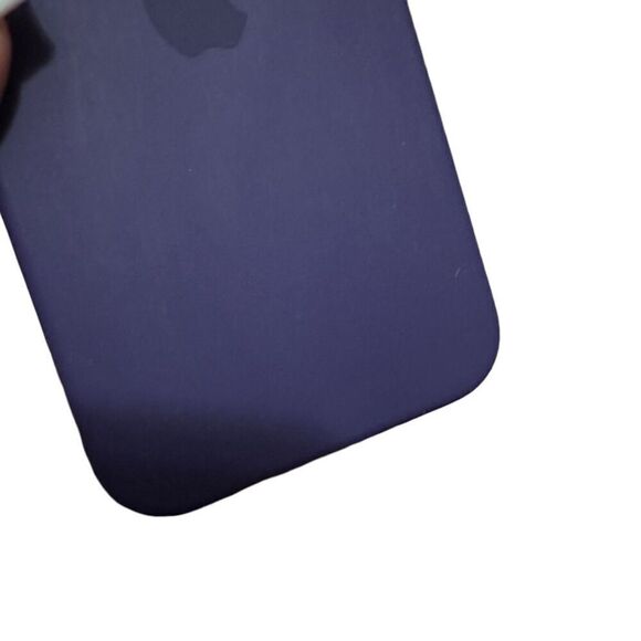 Apple IPhone 12/12 Pro Silicon Cases Bundle Red & Purple Magsafe Lightweight - Picture 4 of 5